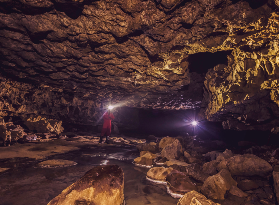 Mawjymbuin Cave